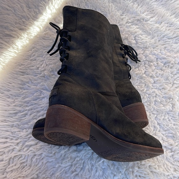 Ugg Cary suede nubuck boots black. New without box. Size 7 - Picture 3 of 11